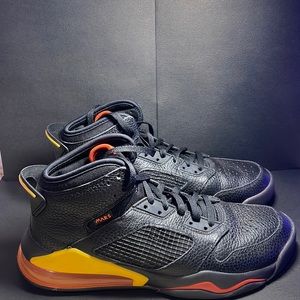 Jordan Mars 270 Citrus - Size 10.5 - New